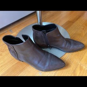 Nine West - Brown flat booties